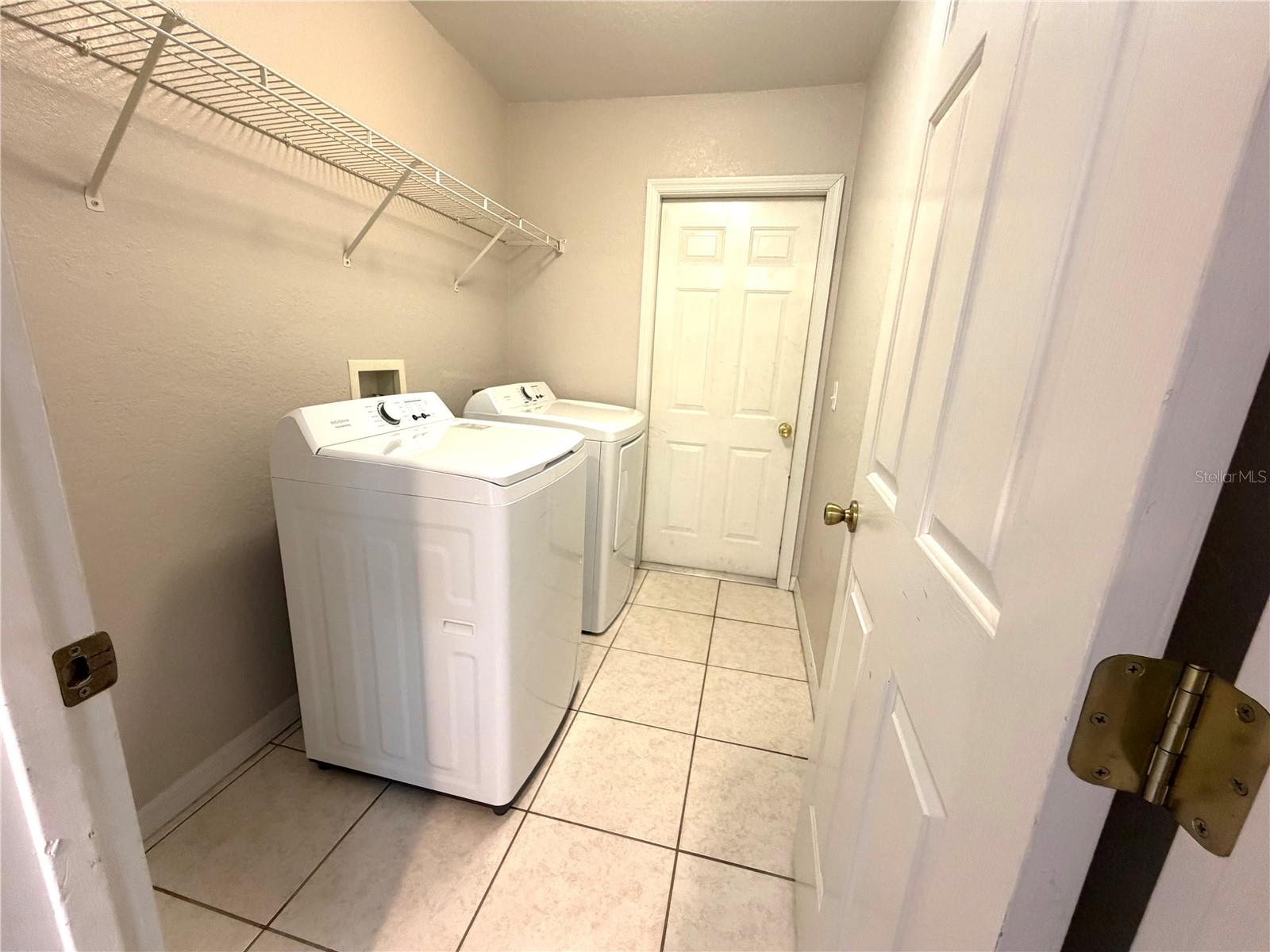 Image 8 of 14 For 106 Eagle Point Boulevard