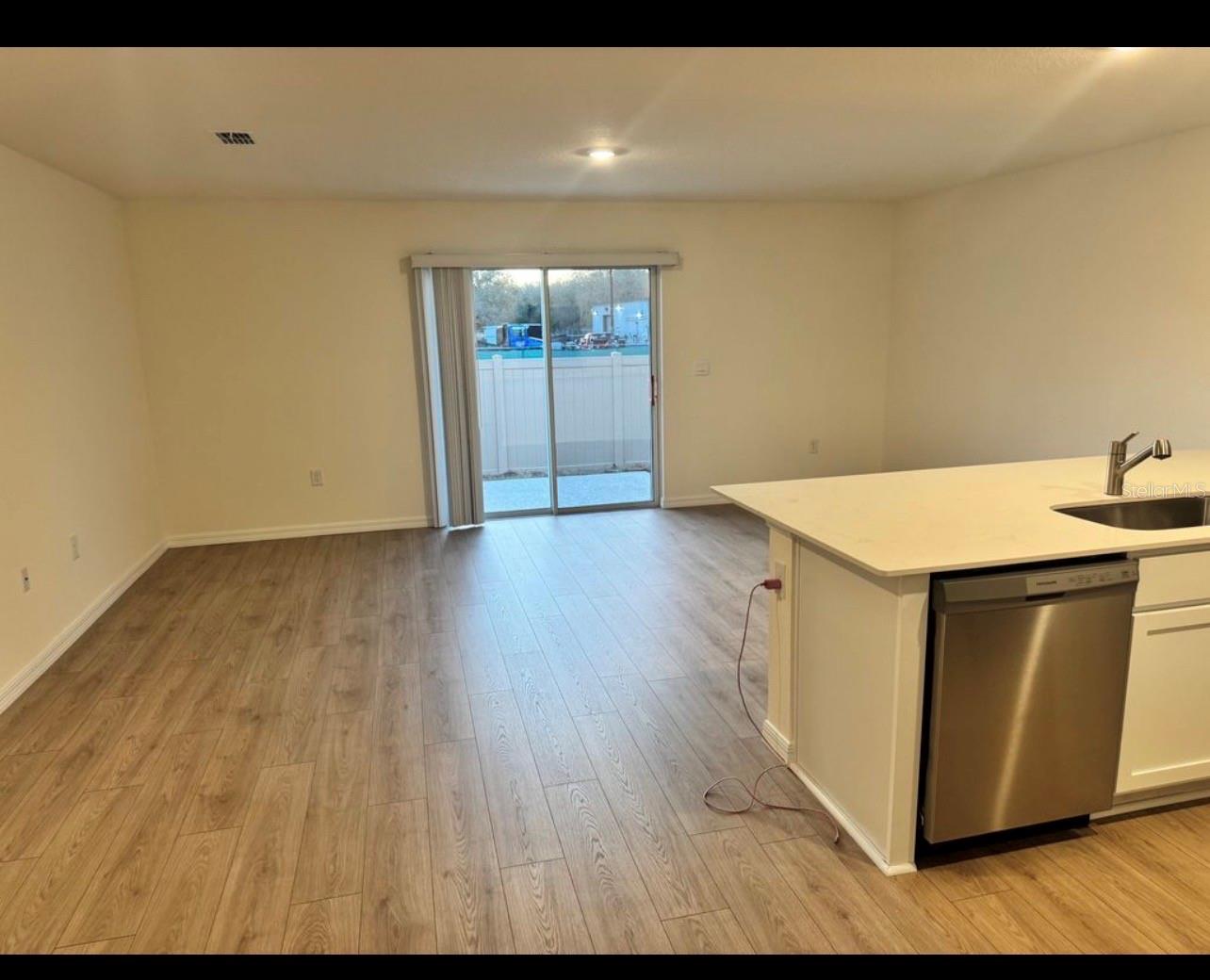 Image 5 of 16 For 1822 Lindens Street 13