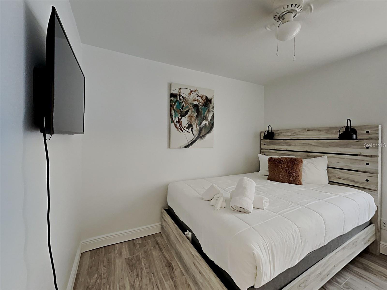 Image 10 of 17 For 7326 Lake Floy Circle