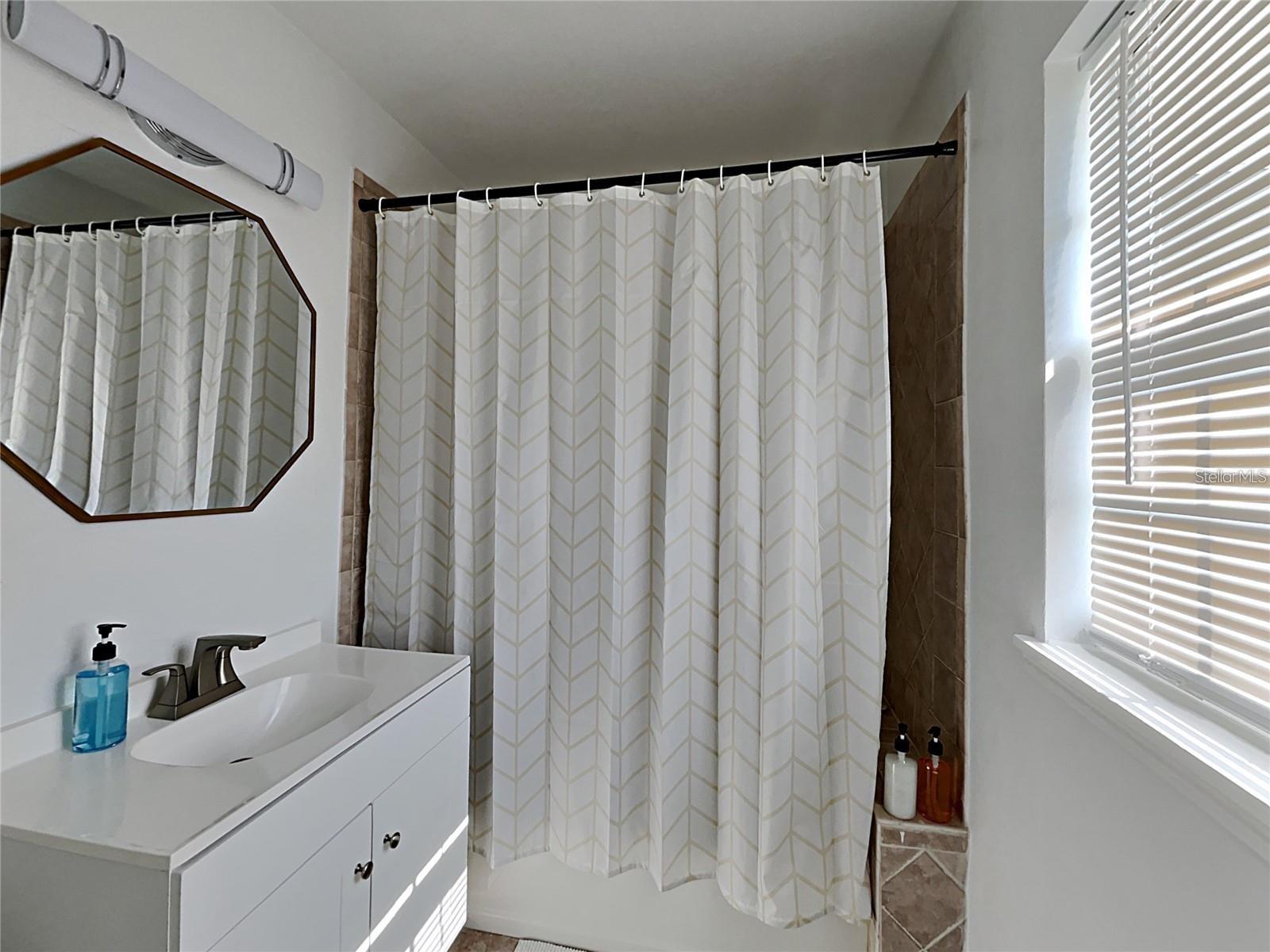 Image 9 of 17 For 7326 Lake Floy Circle