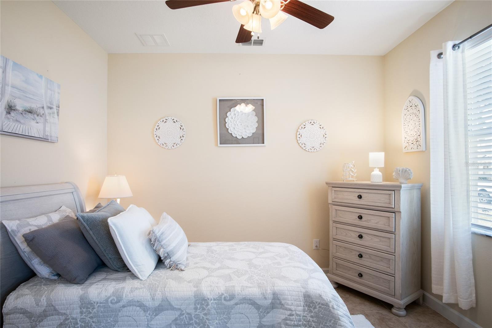 Image 24 of 41 For 3378 Cortland Drive