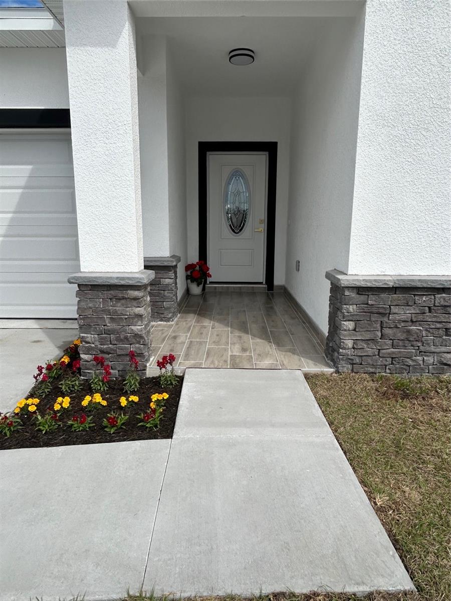 Image 4 of 6 For 310 Gibson Avenue