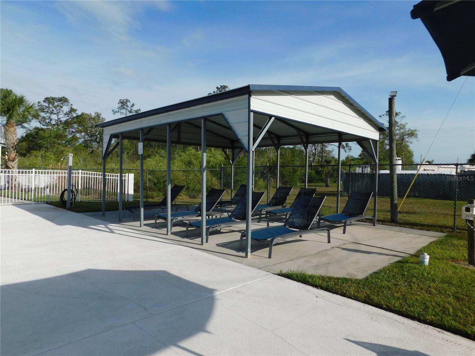 Image 31 of 33 For 6194 Parkway E