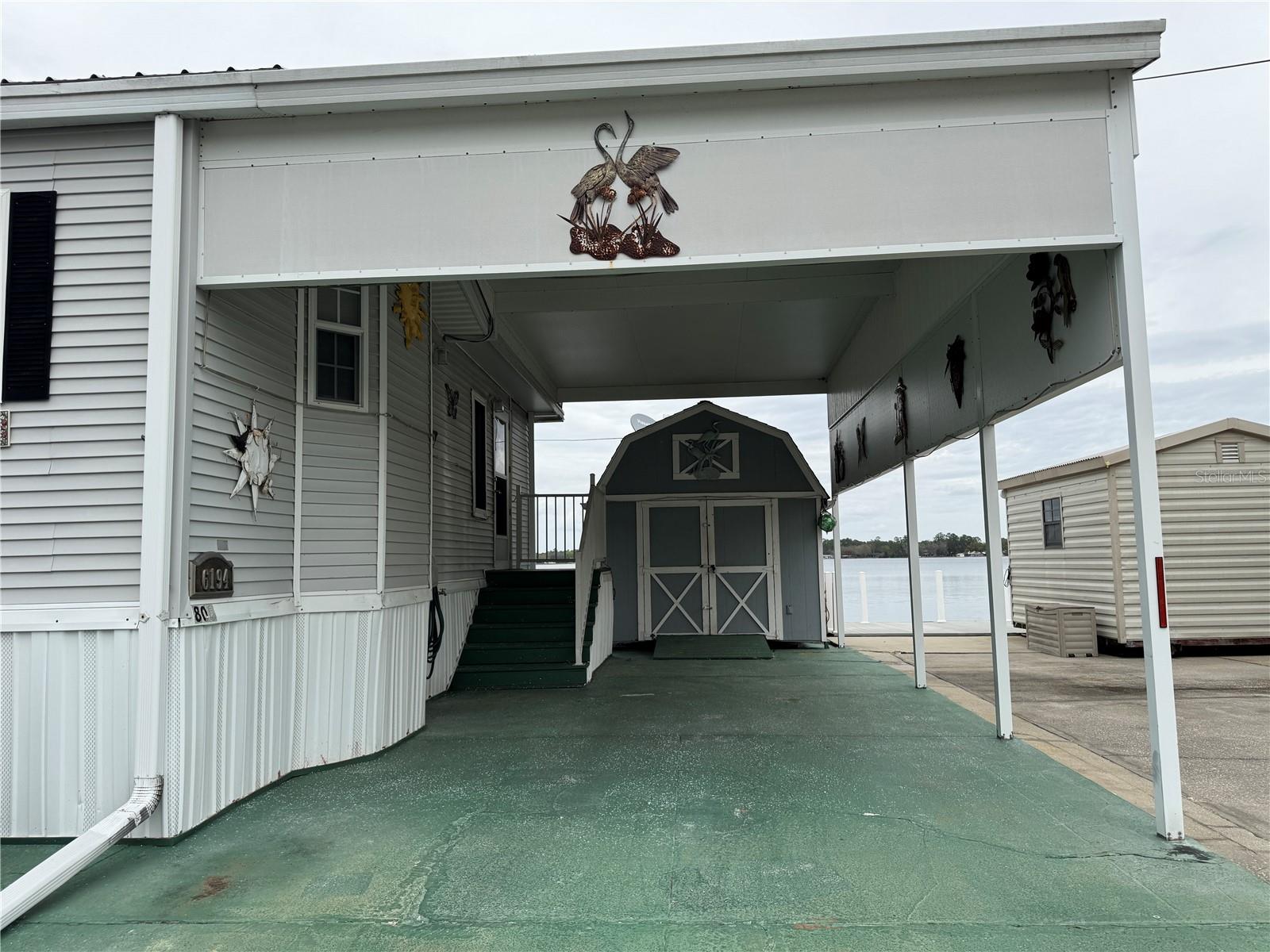 Image 4 of 33 For 6194 Parkway E