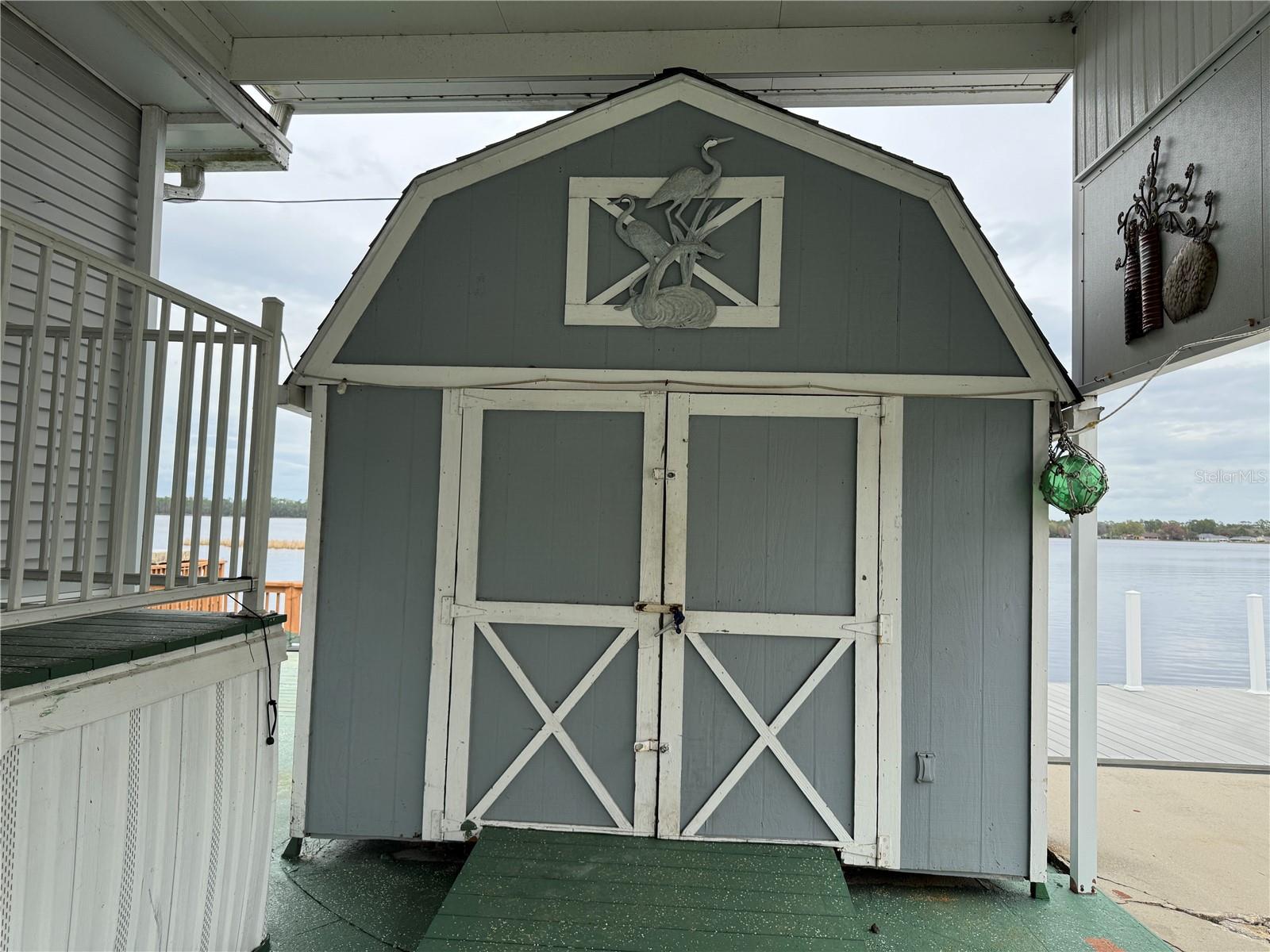 Image 5 of 33 For 6194 Parkway E