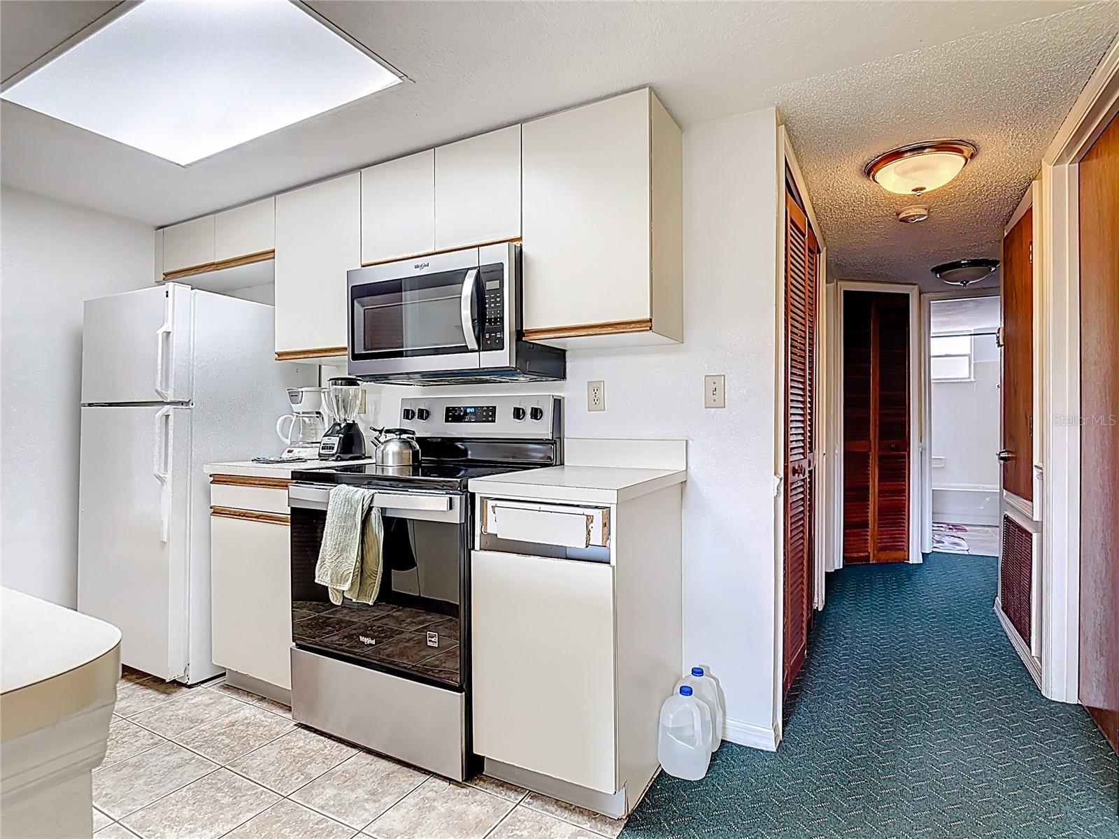 Image 10 of 24 For 2719 Poinciana Boulevard 185