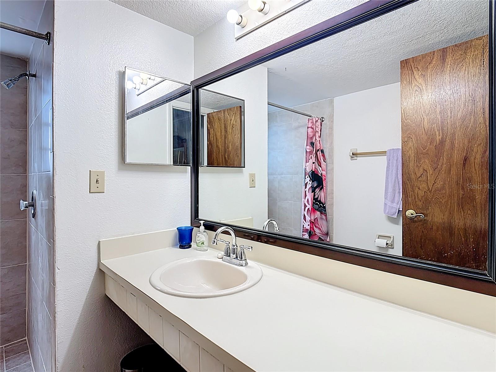 Image 16 of 24 For 2719 Poinciana Boulevard 185