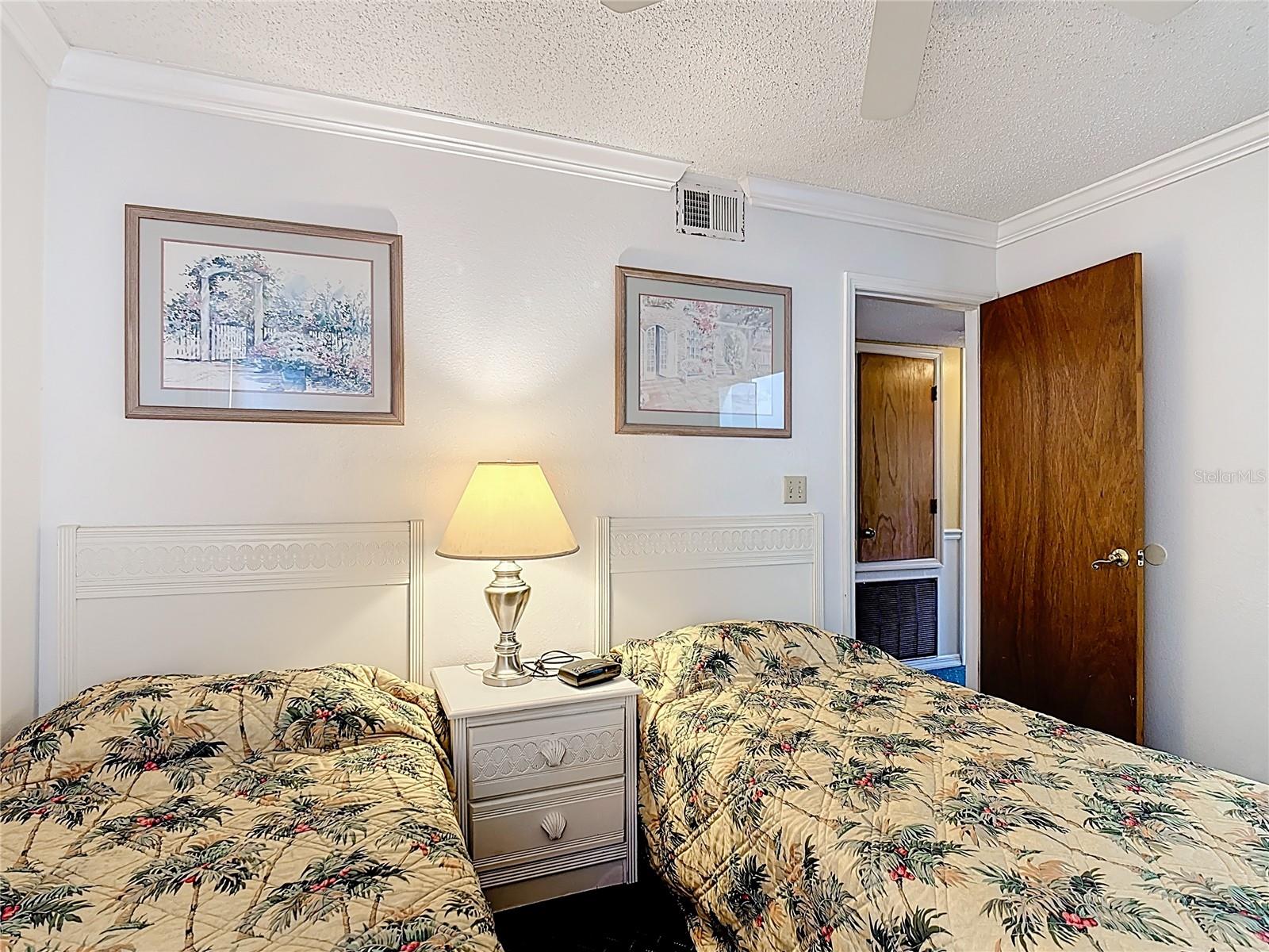 Image 22 of 24 For 2719 Poinciana Boulevard 185