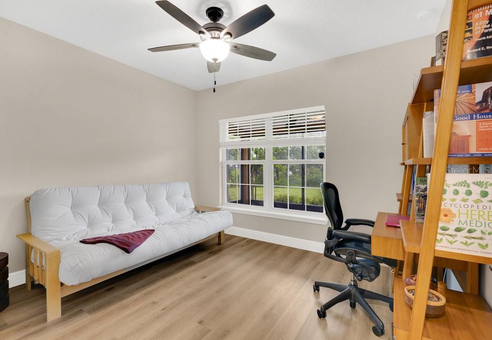 Image 17 of 38 For 9054 Lincoln Road