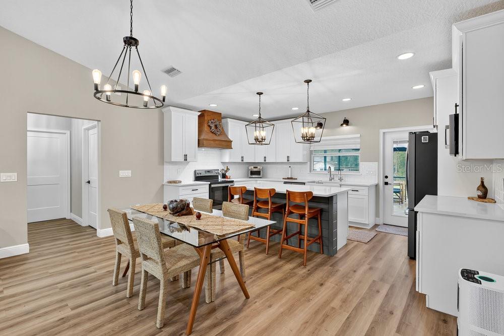 Image 6 of 38 For 9054 Lincoln Road