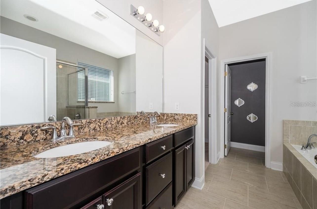 Image 5 of 15 For 8754 Ribault Avenue