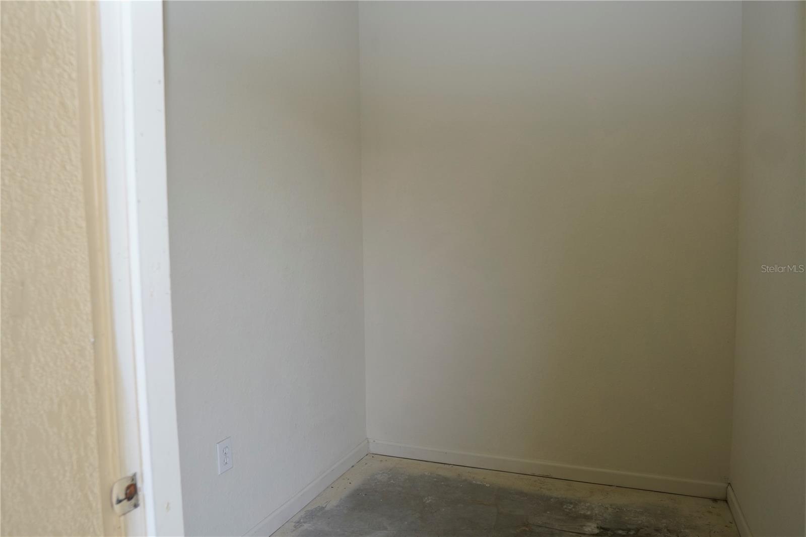 Image 22 of 25 For 3007 Langdon Lane N