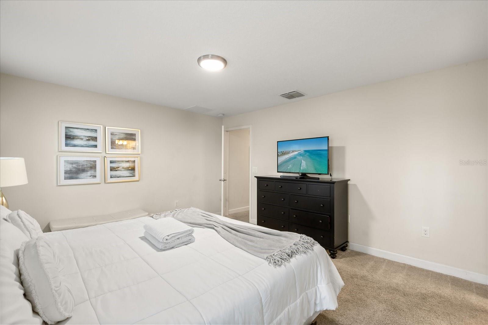 Image 24 of 40 For 9075 Dogleg Dr