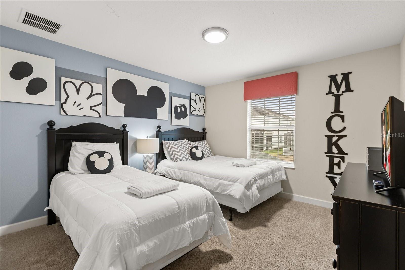 Image 26 of 40 For 9075 Dogleg Dr