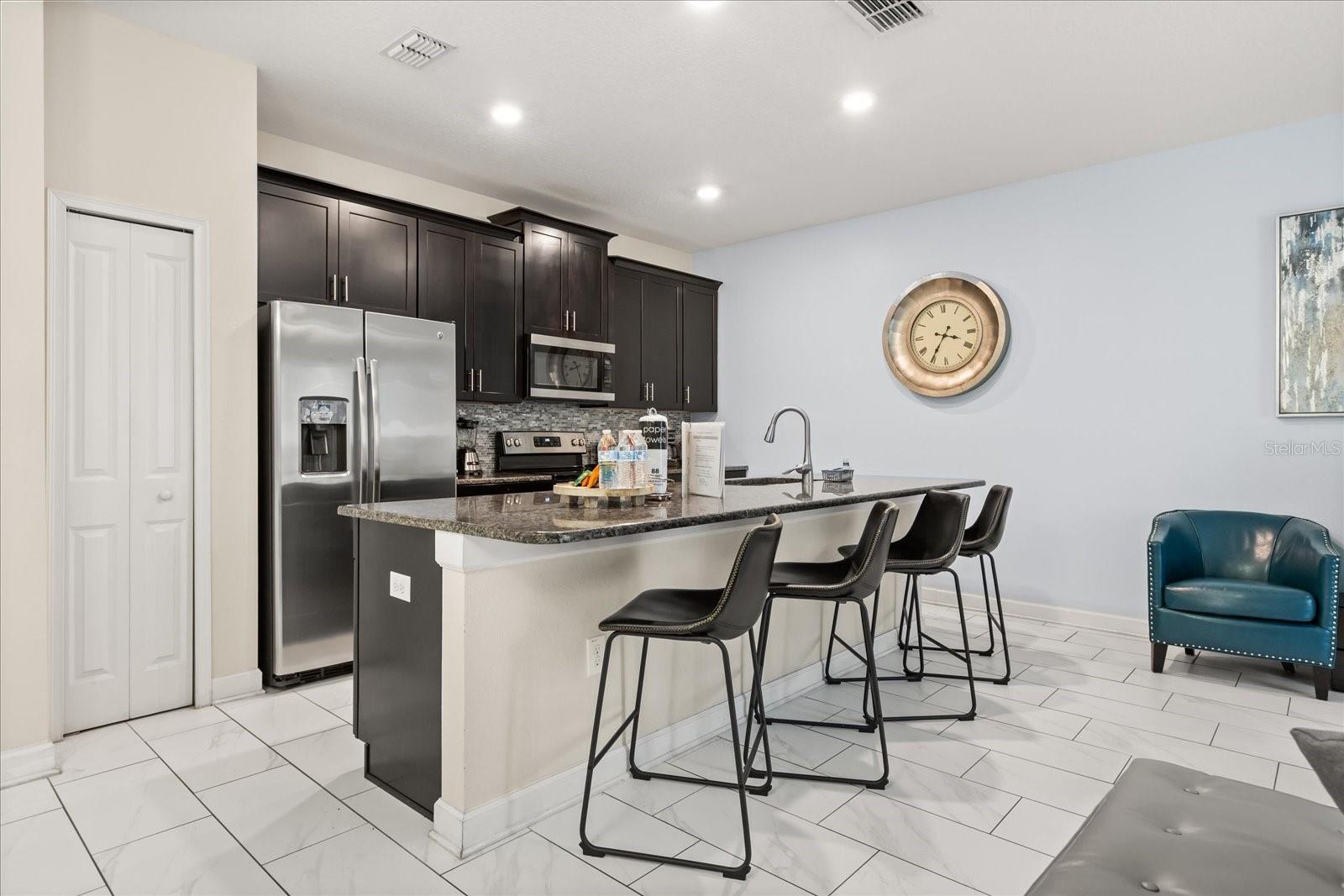 Image 7 of 40 For 9075 Dogleg Dr