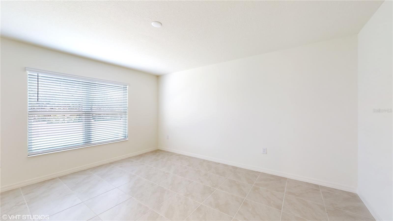 Image 10 of 27 For 1019 Gotthard Pass Dr