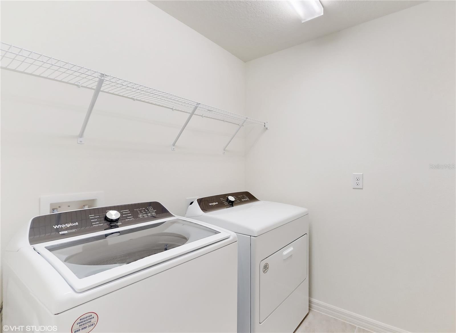 Image 23 of 27 For 1019 Gotthard Pass Dr