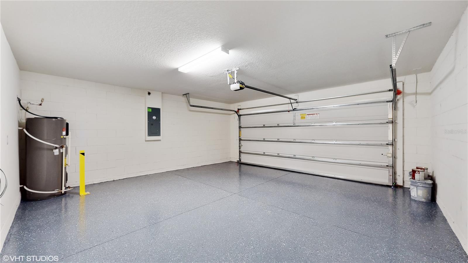 Image 24 of 27 For 1019 Gotthard Pass Dr