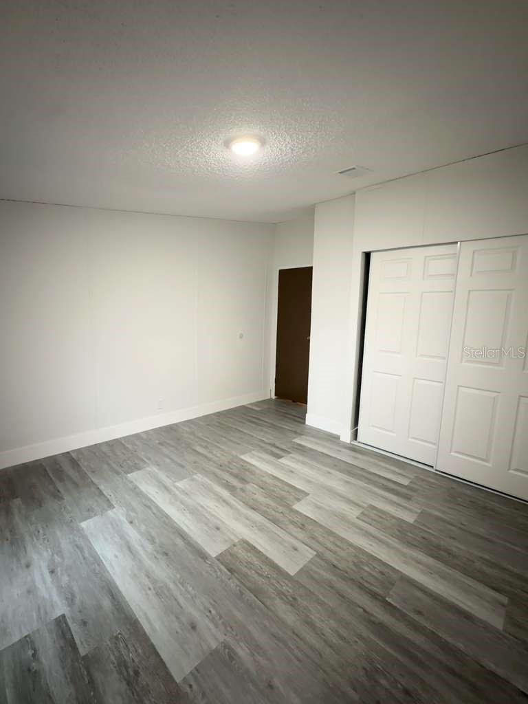 Image 16 of 20 For 154 Vanguard Circle