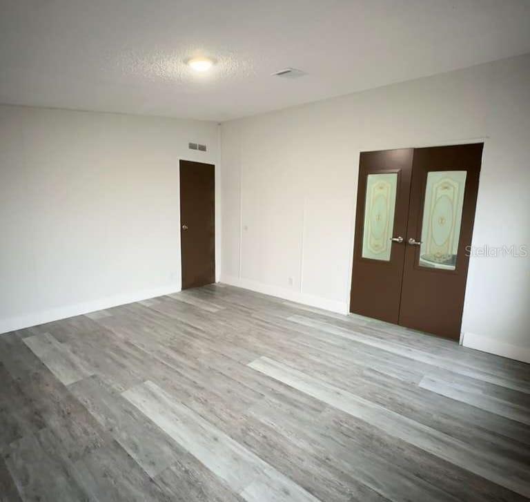 Image 8 of 20 For 154 Vanguard Circle