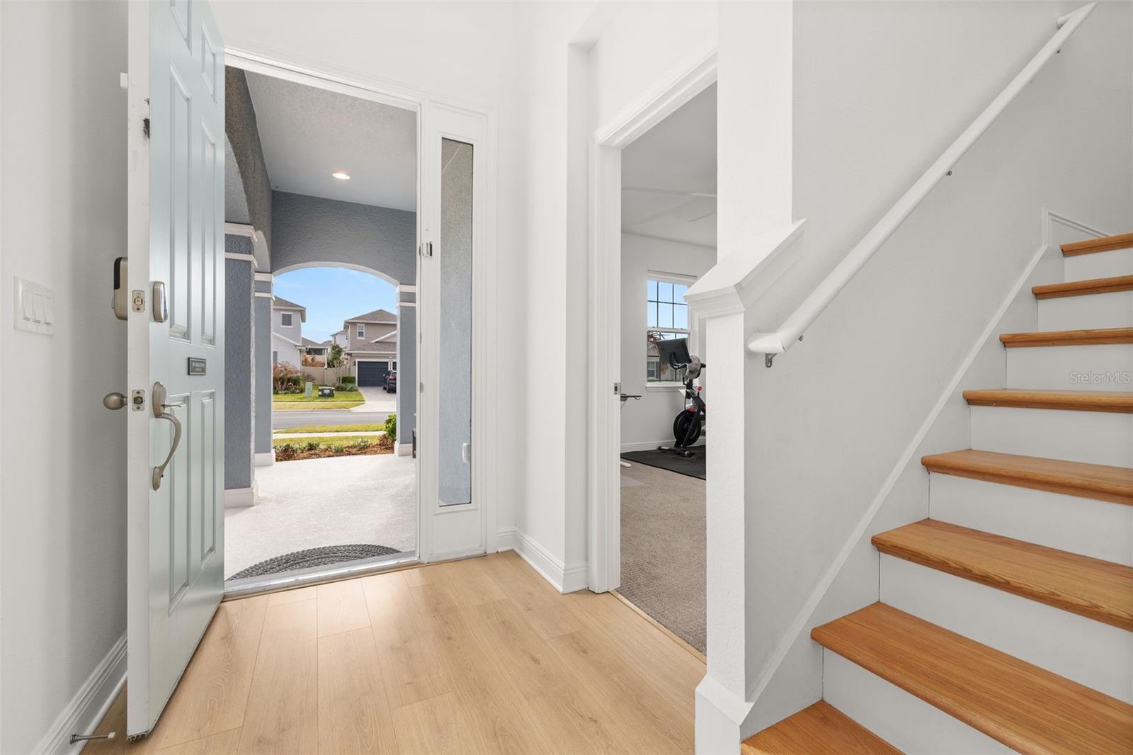 Image 11 of 78 For 4445 Lions Gate Avenue