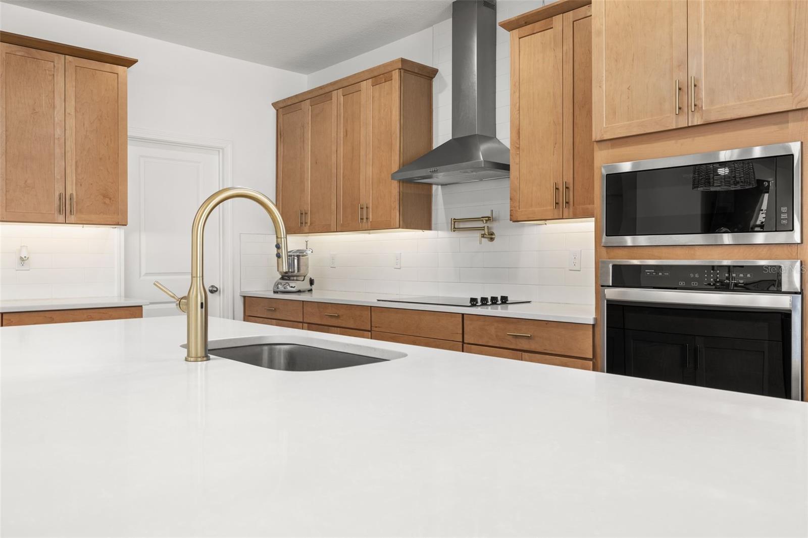 Image 16 of 78 For 4445 Lions Gate Avenue