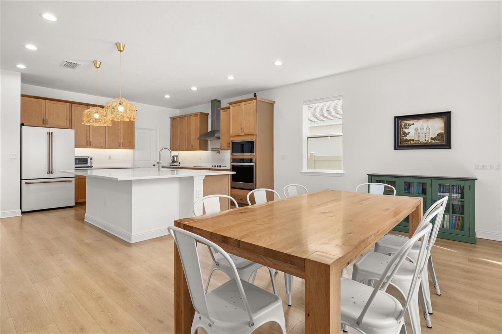 Image 22 of 78 For 4445 Lions Gate Avenue