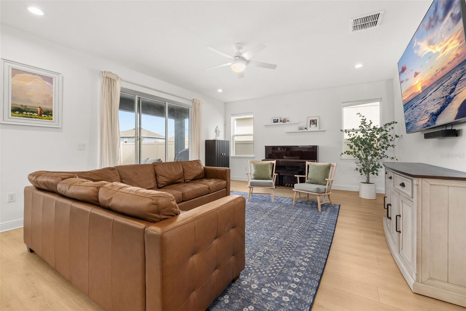 Image 23 of 78 For 4445 Lions Gate Avenue