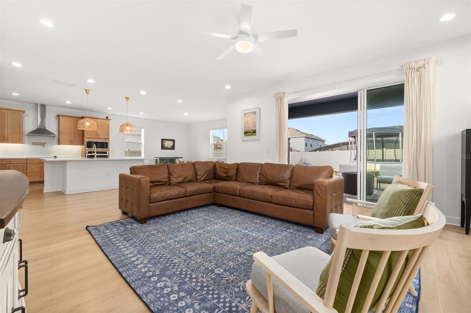 Image 26 of 78 For 4445 Lions Gate Avenue