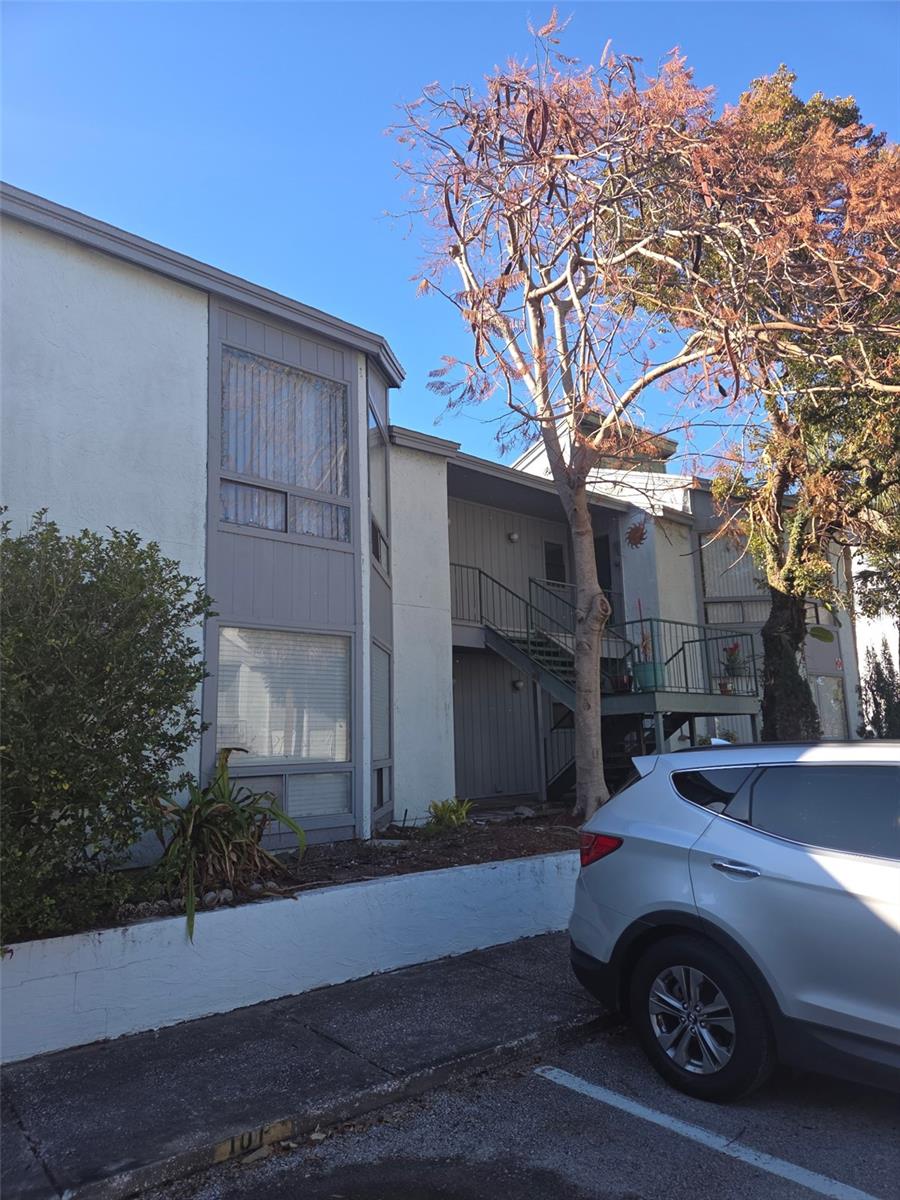 Image 14 of 16 For 4328 Aqua Vista Drive B