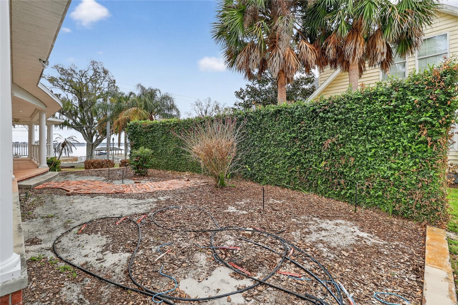 Image 11 of 80 For 2128 Lake Ariana Boulevard