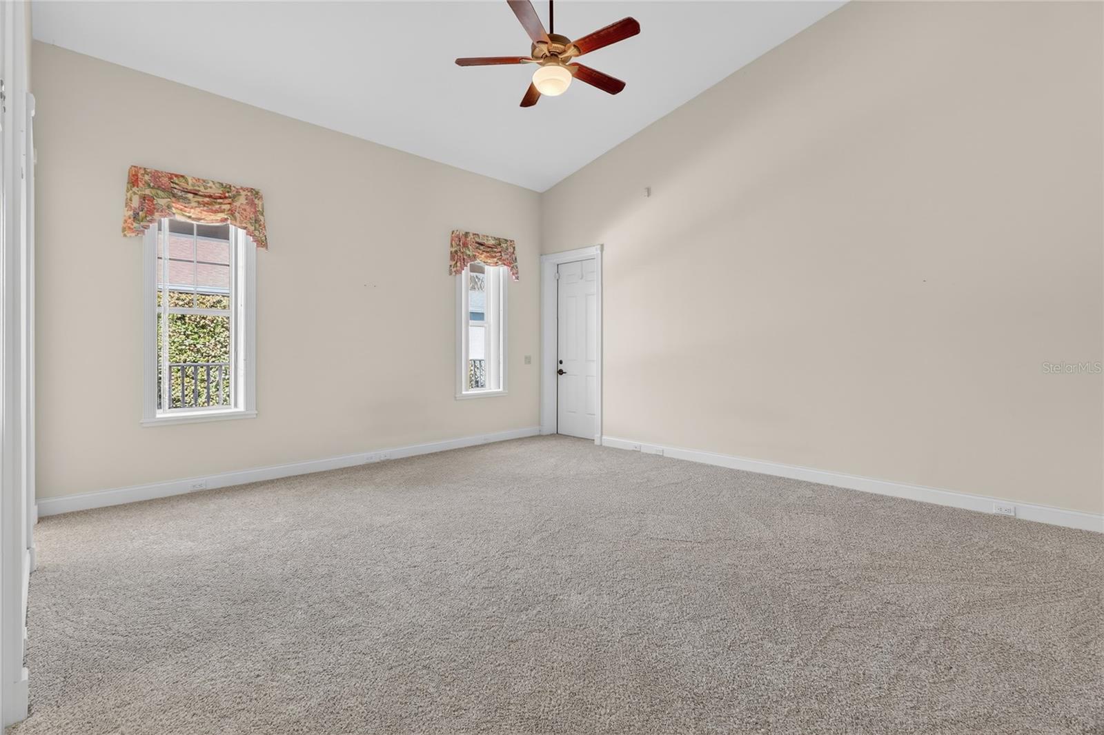 Image 19 of 80 For 2128 Lake Ariana Boulevard