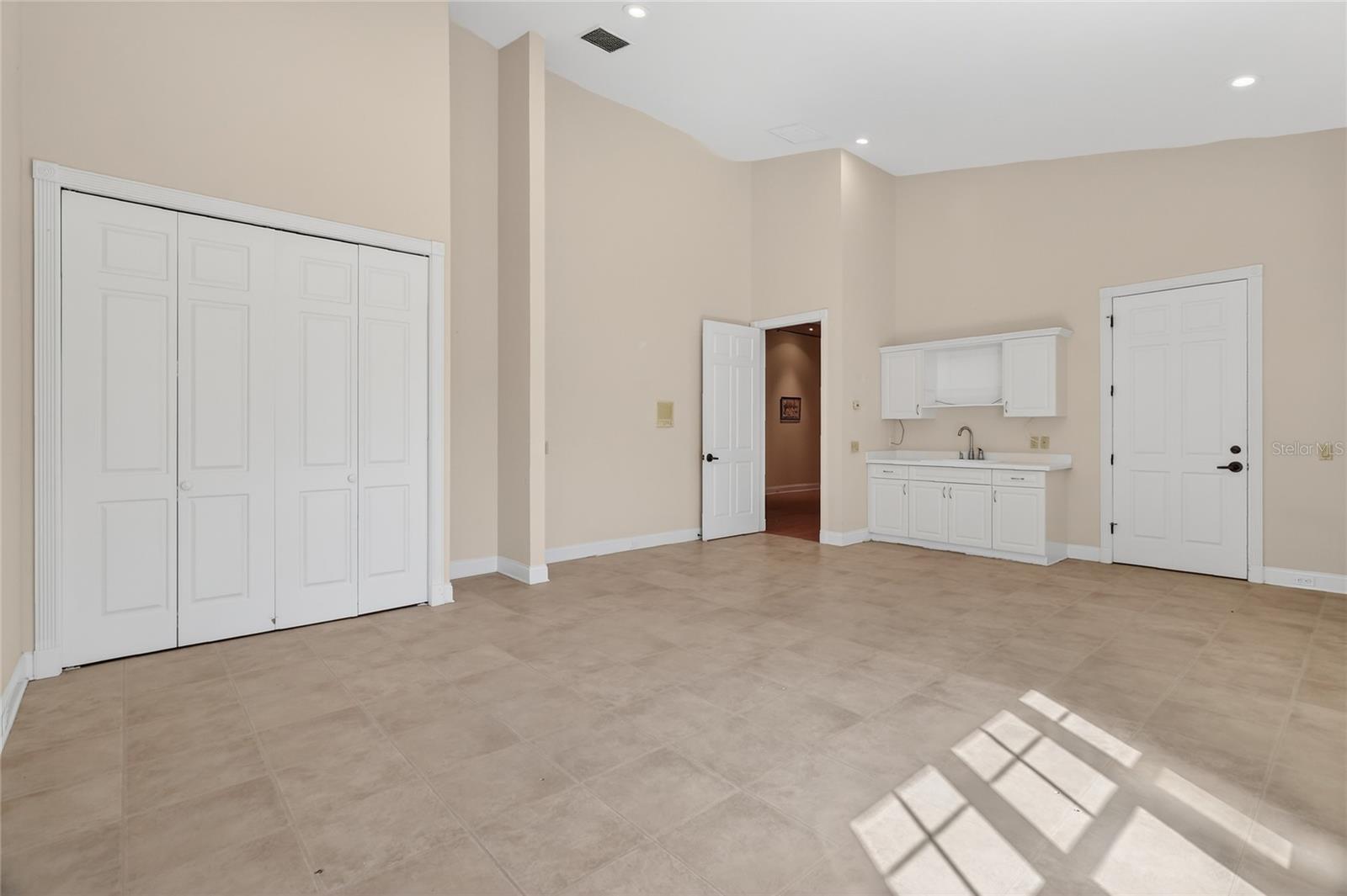 Image 23 of 80 For 2128 Lake Ariana Boulevard