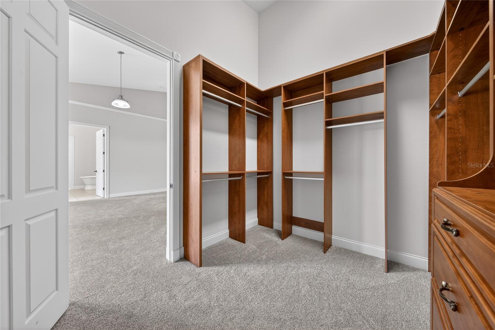 Image 32 of 80 For 2128 Lake Ariana Boulevard