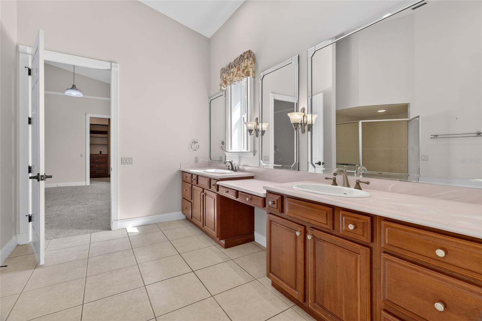 Image 35 of 80 For 2128 Lake Ariana Boulevard