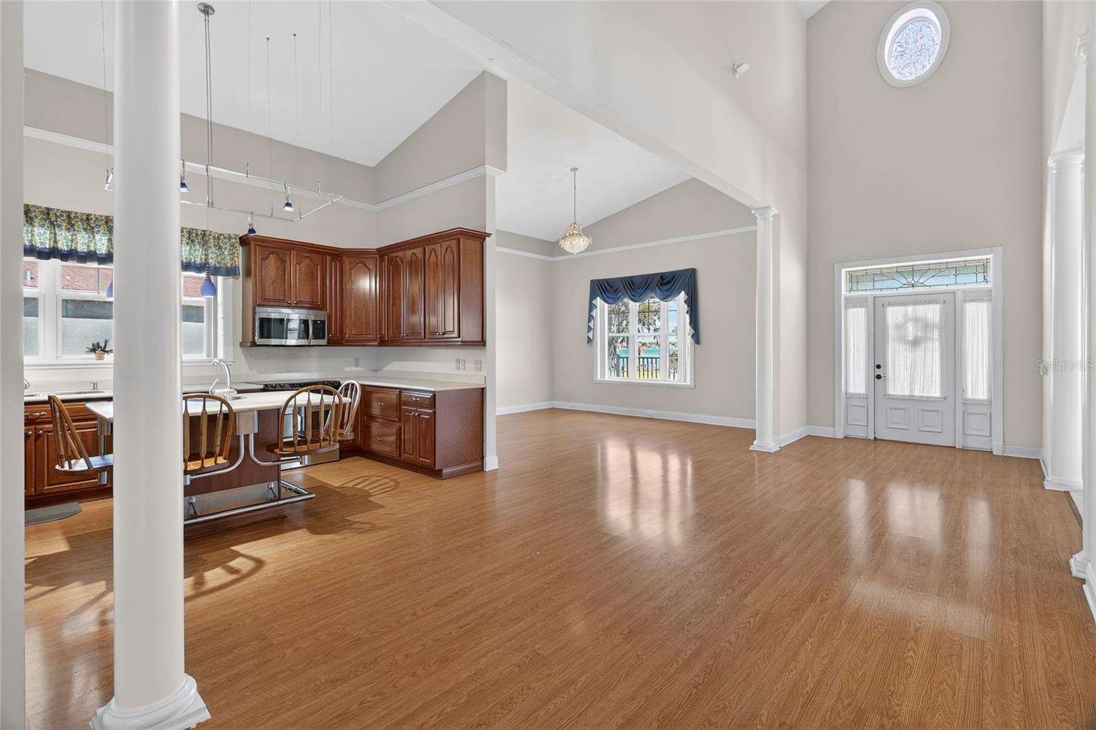 Image 47 of 80 For 2128 Lake Ariana Boulevard