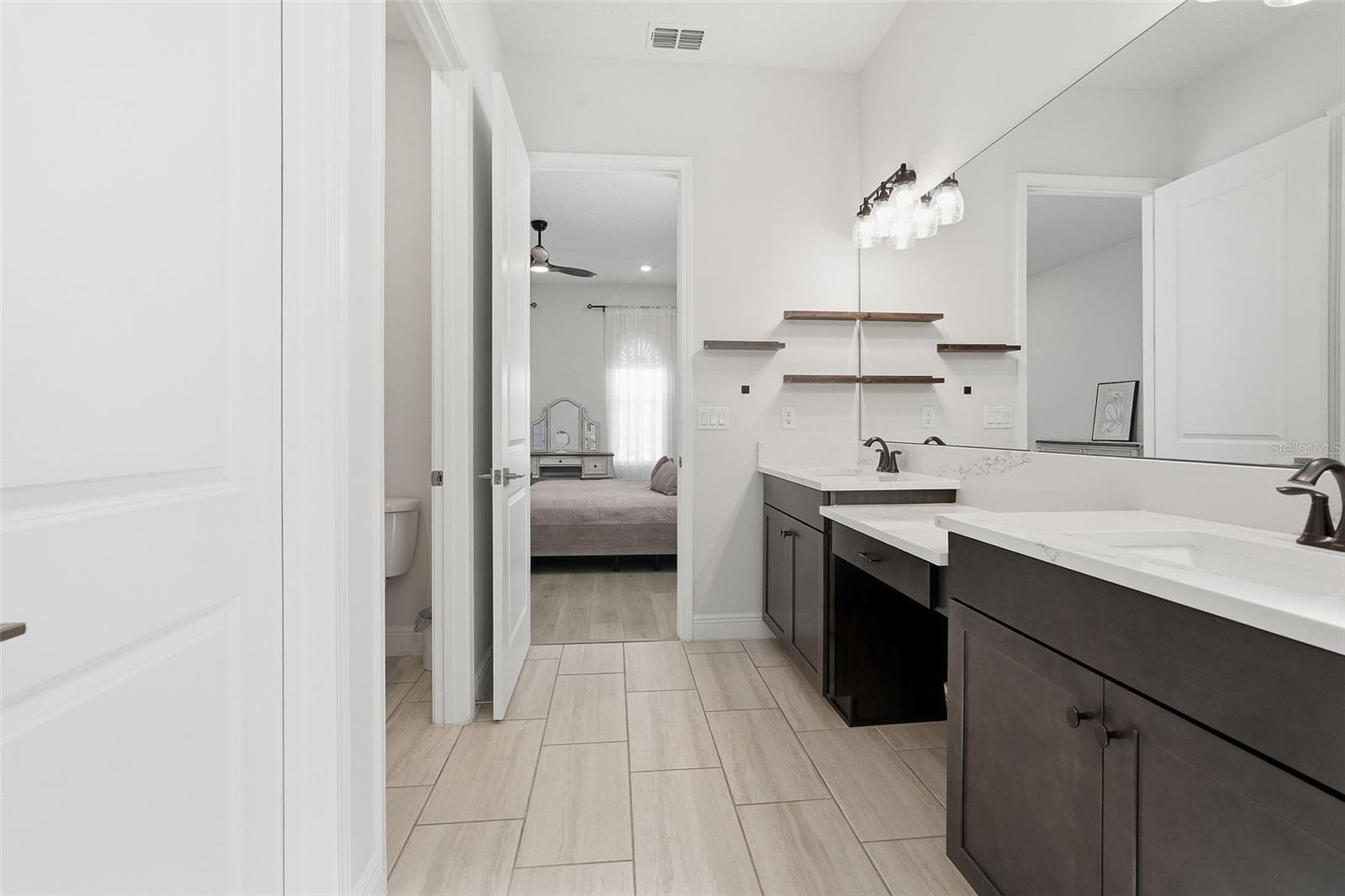 Image 10 of 52 For 16131 Volterra Point