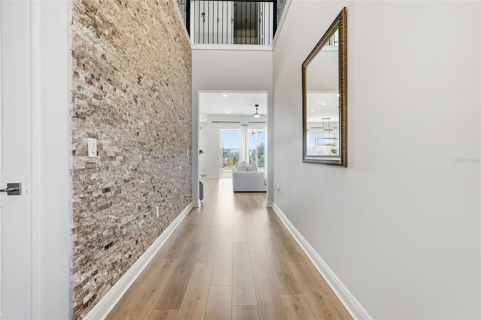 Image 17 of 52 For 16131 Volterra Point