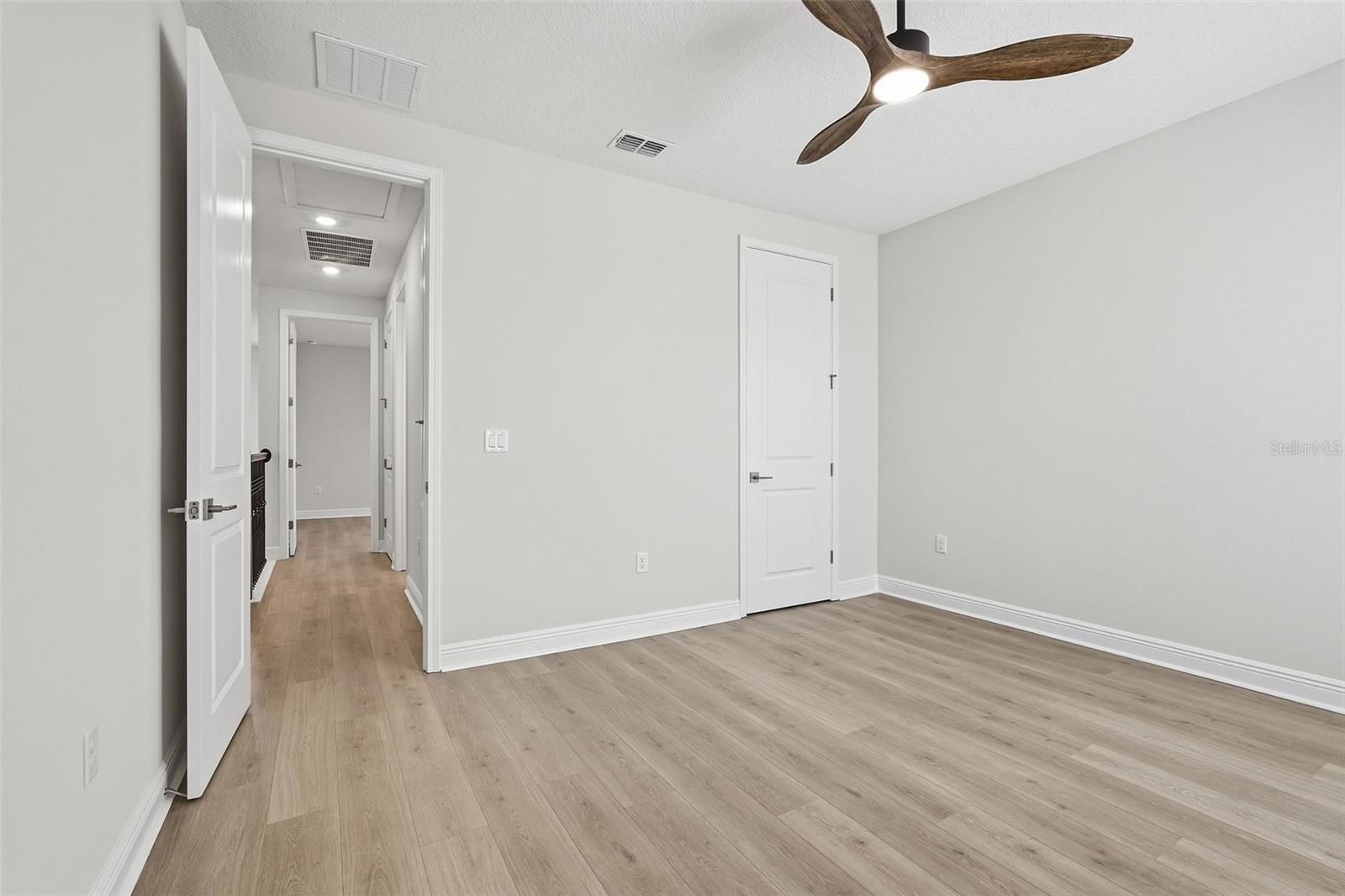 Image 40 of 52 For 16131 Volterra Point