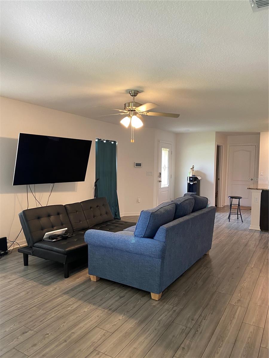 Image 6 of 11 For 1523 Wynford Circle