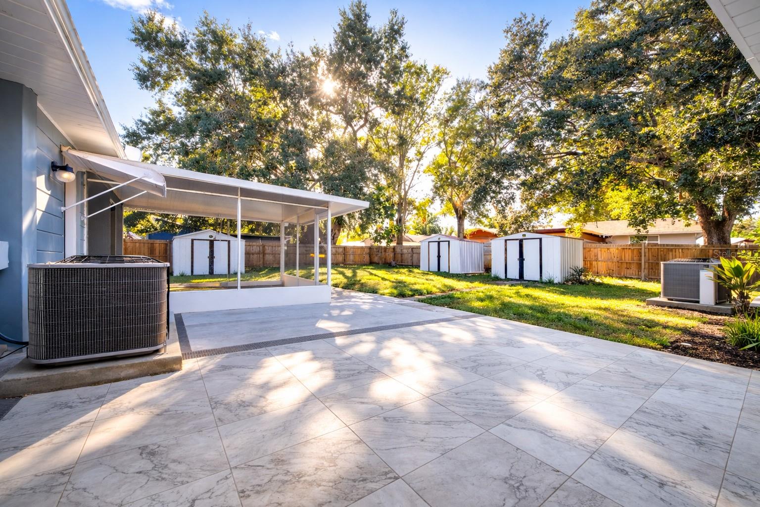 Image 31 of 33 For 720 Swiss Drive