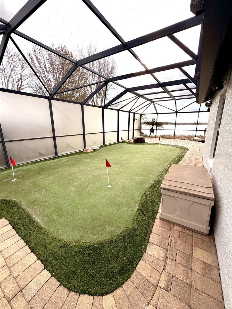 Image 15 of 18 For 1350 Emerald Drive