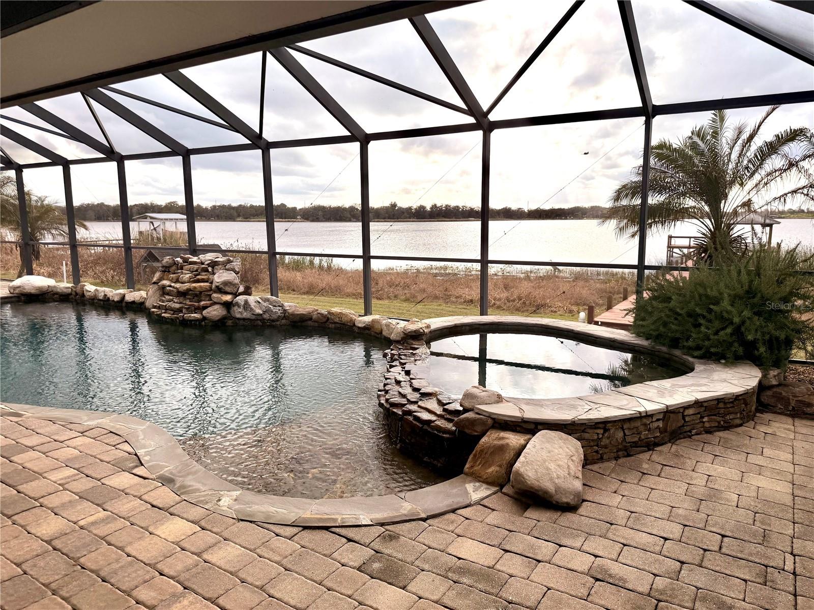 Image 16 of 18 For 1350 Emerald Drive