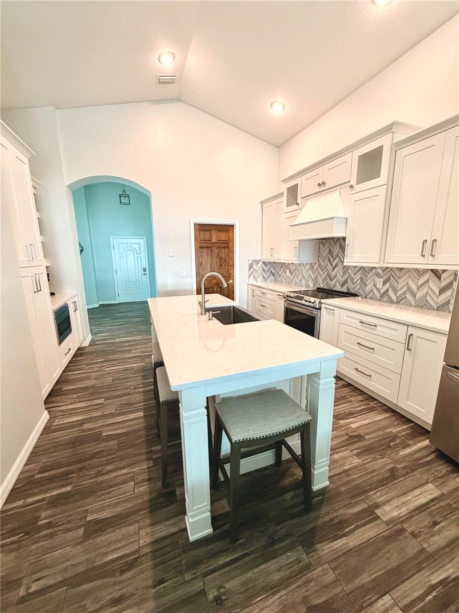 Image 6 of 18 For 1350 Emerald Drive