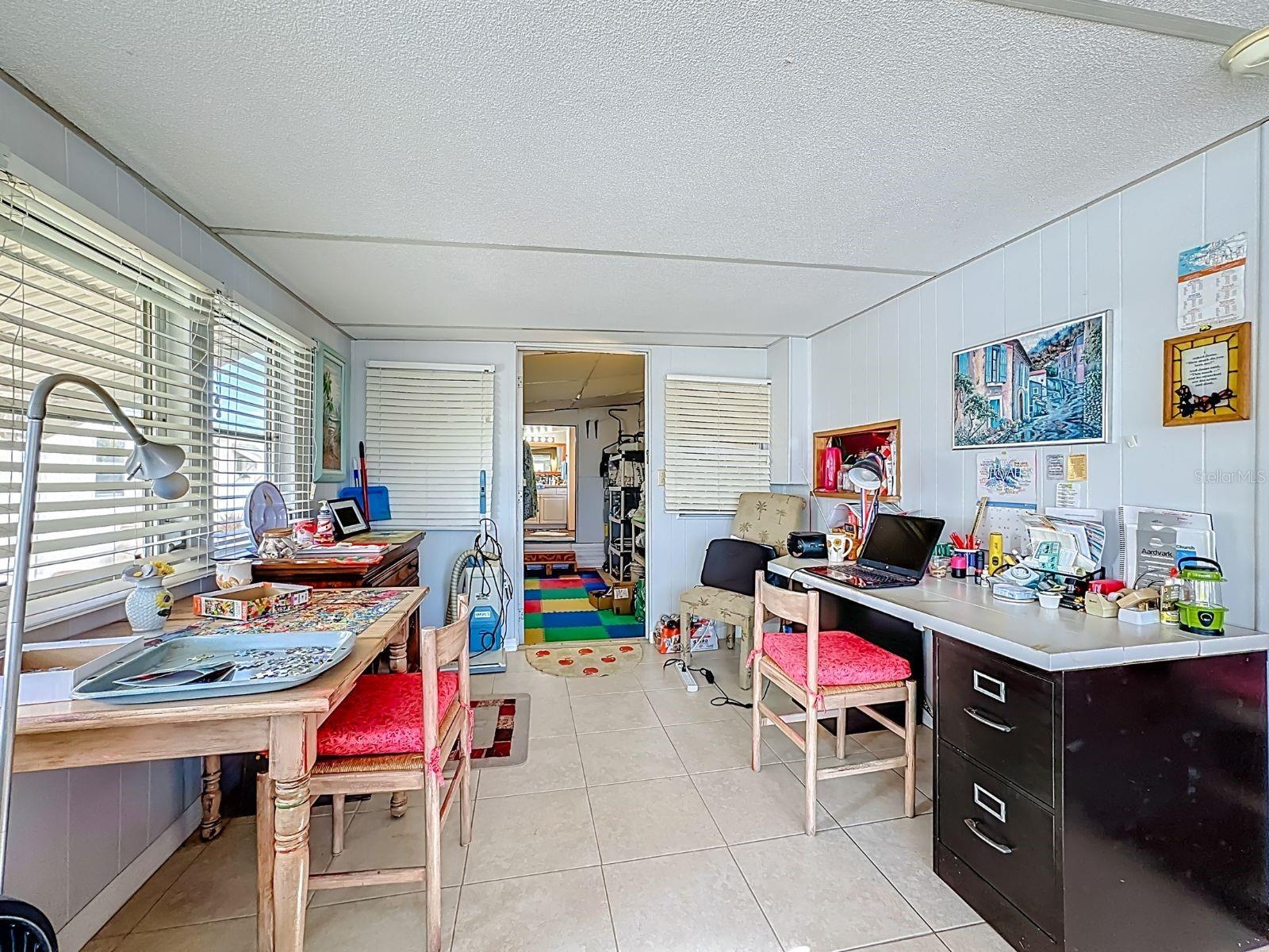 Image 5 of 31 For 411 Tropic Drive W