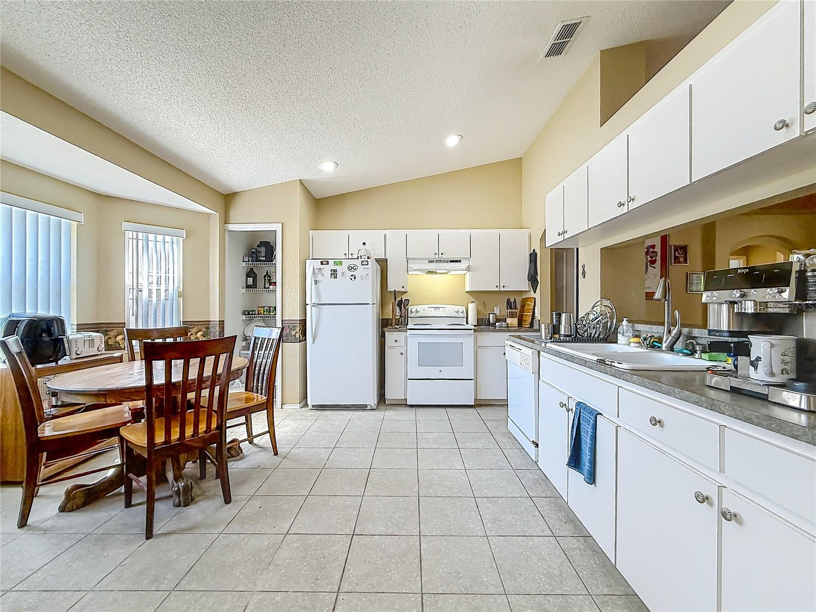 Image 15 of 74 For 1671 Taylor Brooke Drive