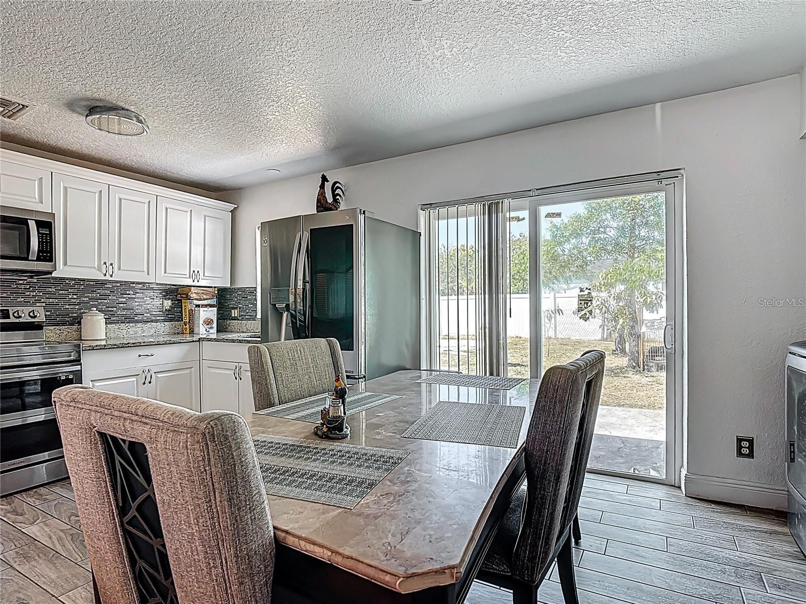 Image 14 of 23 For 7807 Pine Hawk Lane