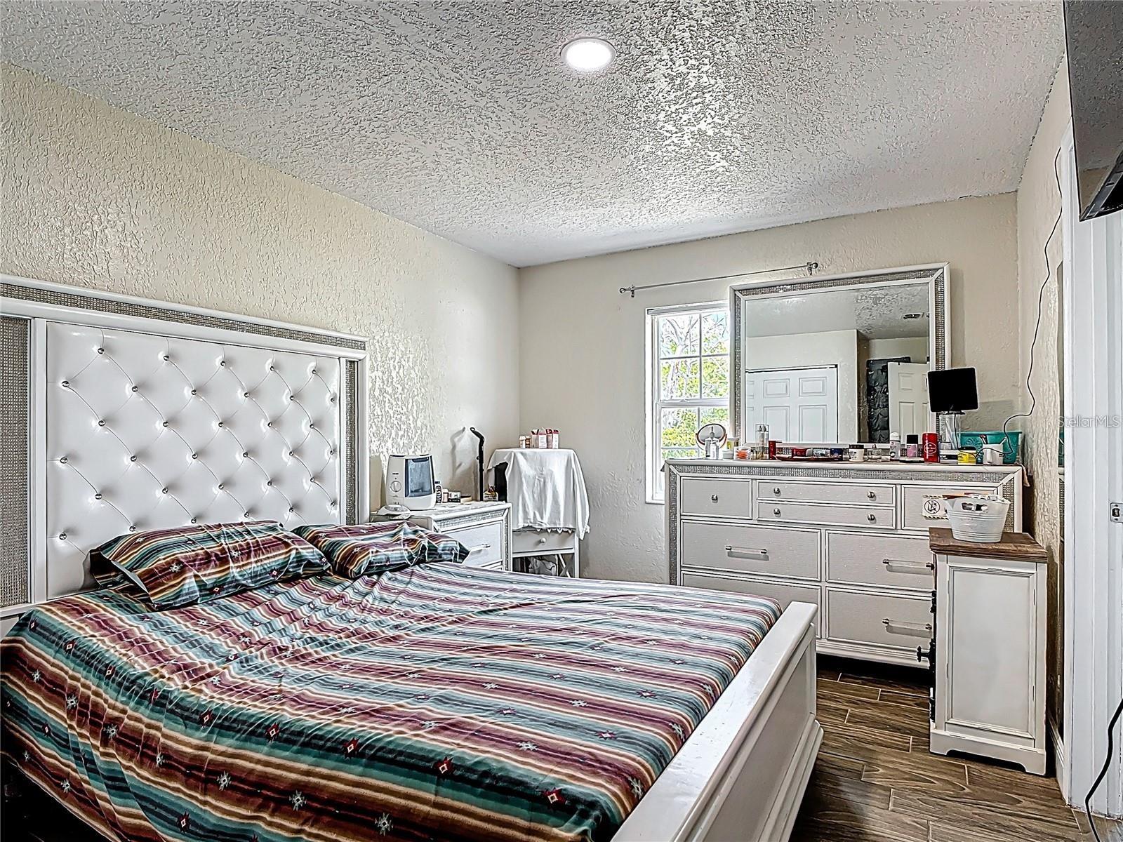 Image 15 of 23 For 7807 Pine Hawk Lane