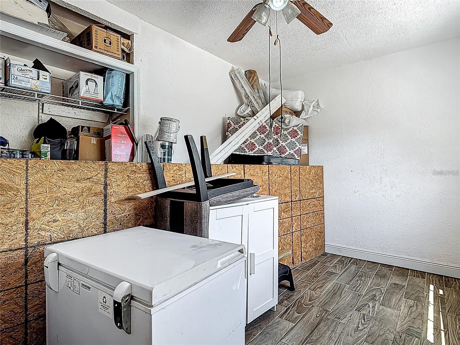 Image 21 of 23 For 7807 Pine Hawk Lane