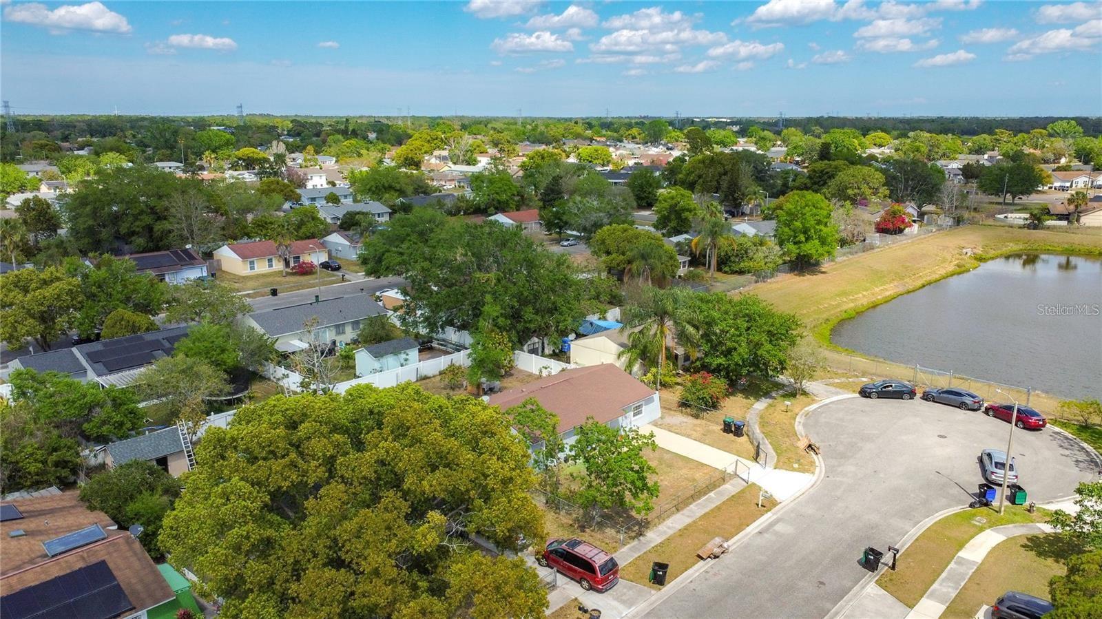 Image 7 of 23 For 7807 Pine Hawk Lane